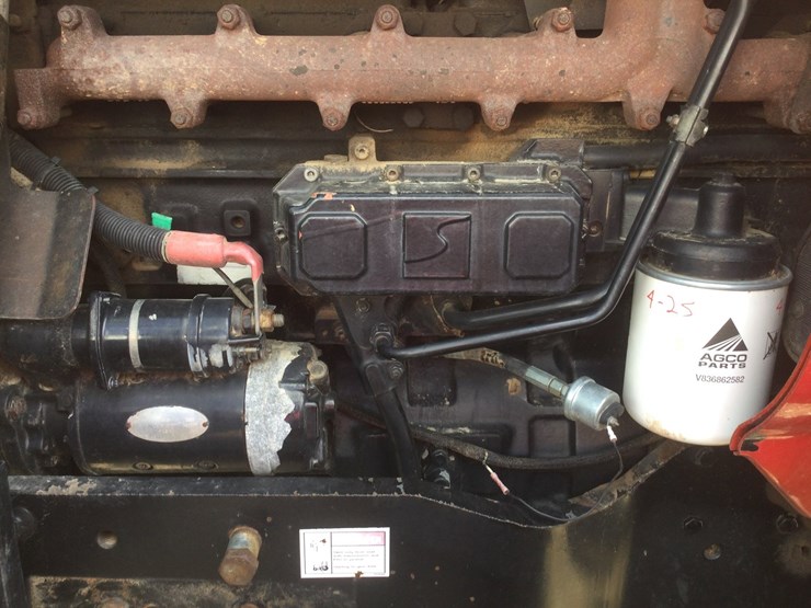 massey-ferguson-8270-image-6