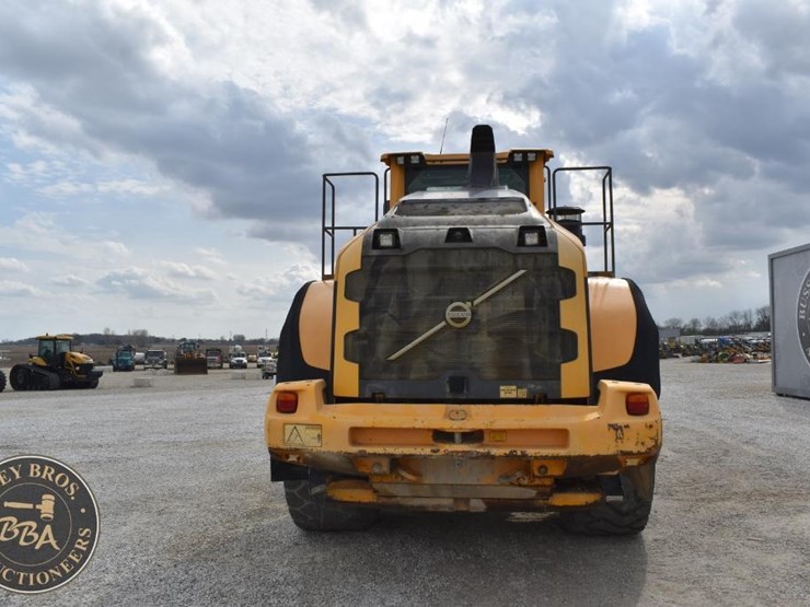 2015-volvo-l150h-image-11