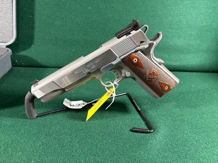 springfield-armory-mdl-1911-a1-45-auto-pistol-image-6