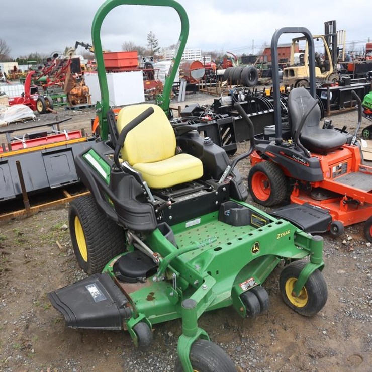 2016 JOHN DEERE Z915E