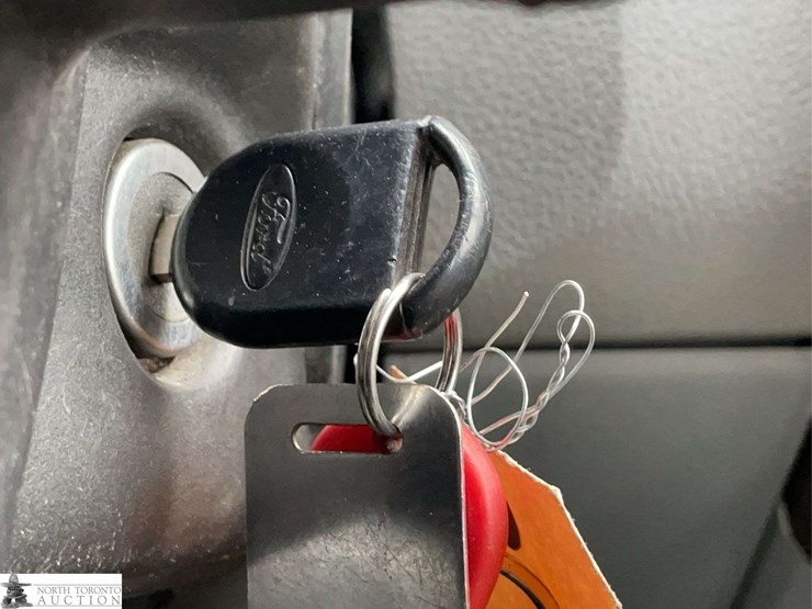 2013-ford-f250-image-14