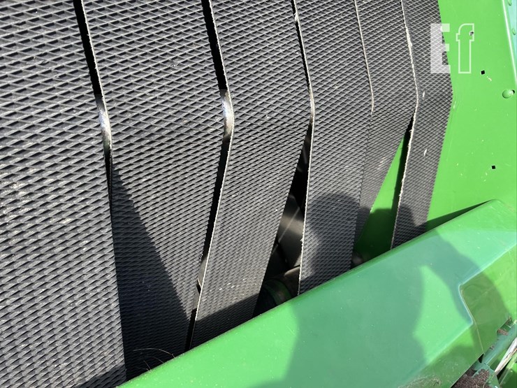 2019-john-deere-560m-image-19