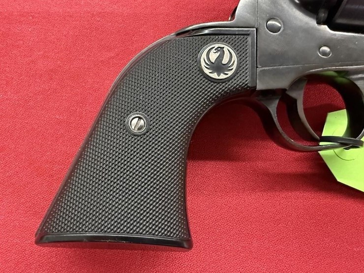 ruger-blackhawk-.44-mag-pistol-image-9