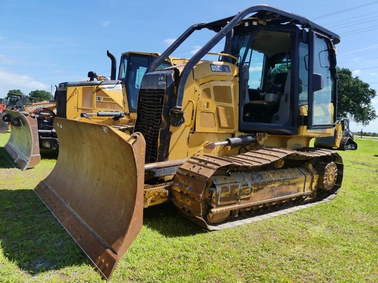 2015-caterpillar-d5k2-xl-image-1