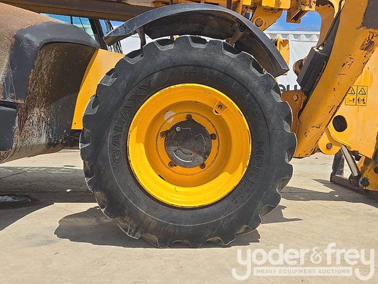 2018-jcb-512-56-image-18