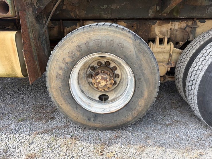 1968-am-general-m816-image-17