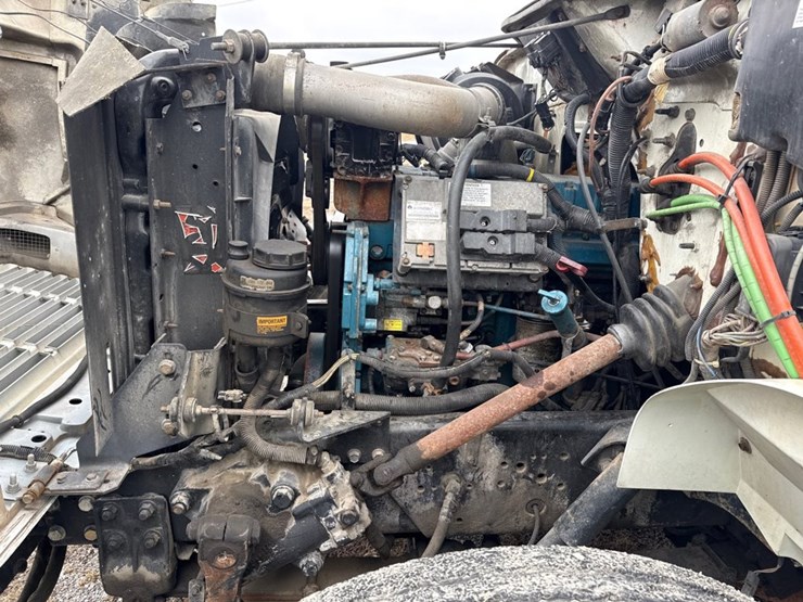 2000-international-4900-image-22