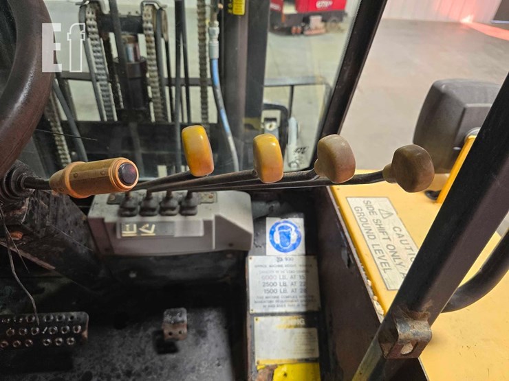 2008-jcb-930-image-14