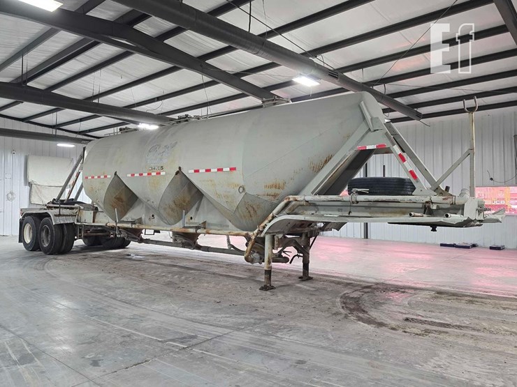 41-foot-tank-trailer-image-2