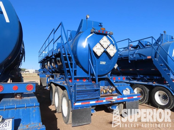 (x)-(1-9)-2016-worley-8,000-gal-3-axle-transport-t...-image-2