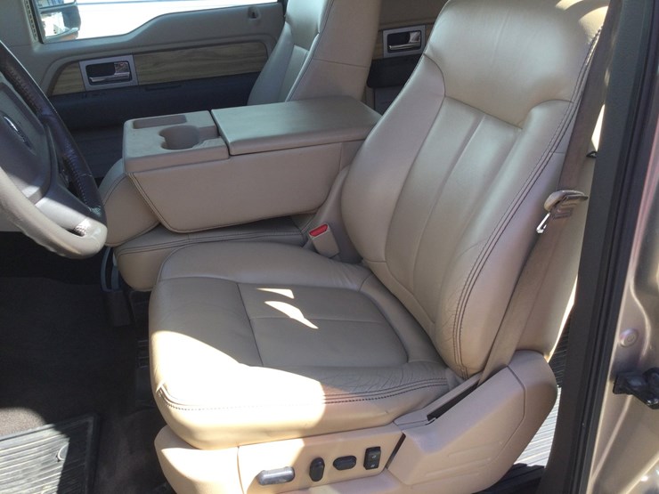 2011-ford-f150-lariat-image-12