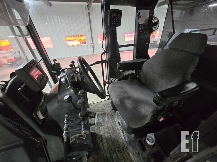 2012-deere-770g-image-16