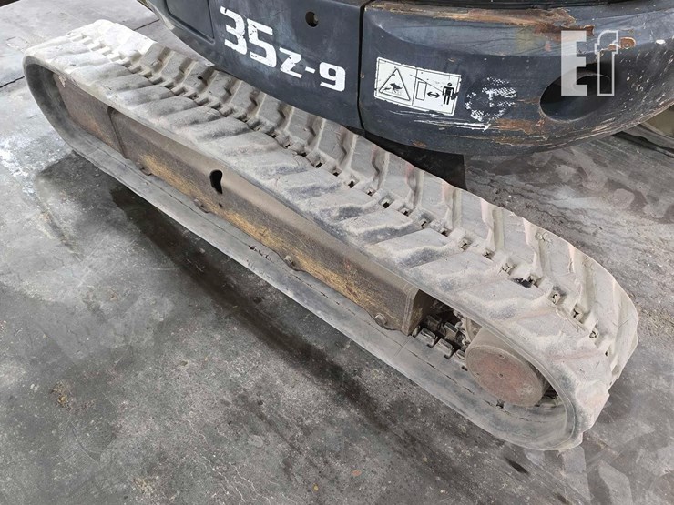 2013-hyundai-robex-35z-9-image-30