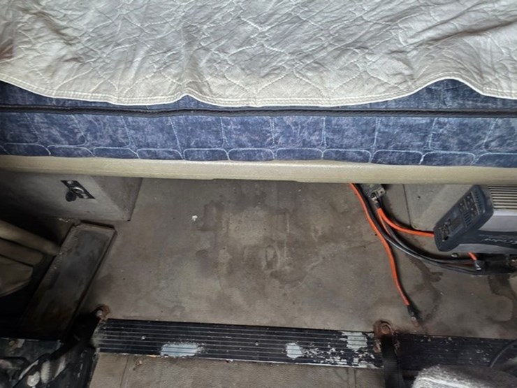 2006-international-9900-image-64