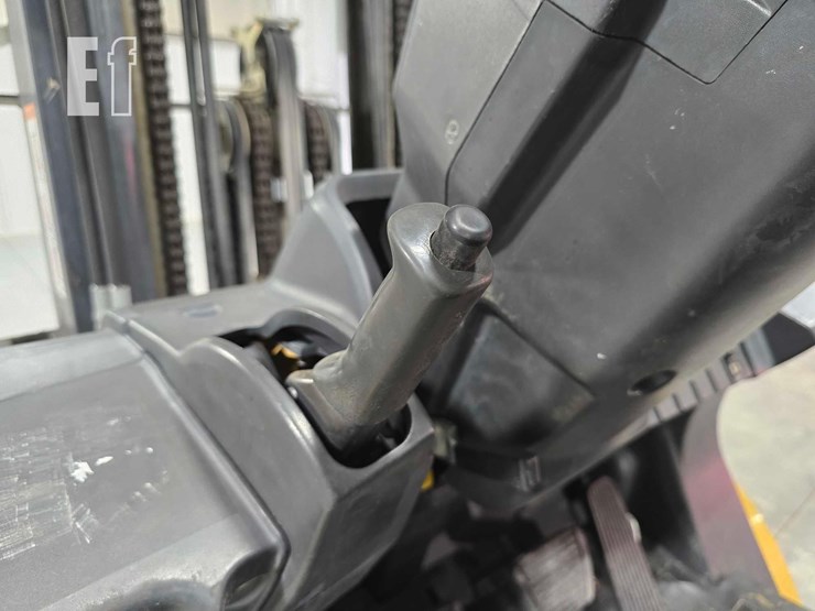 2019-caterpillar-gp25n-image-16