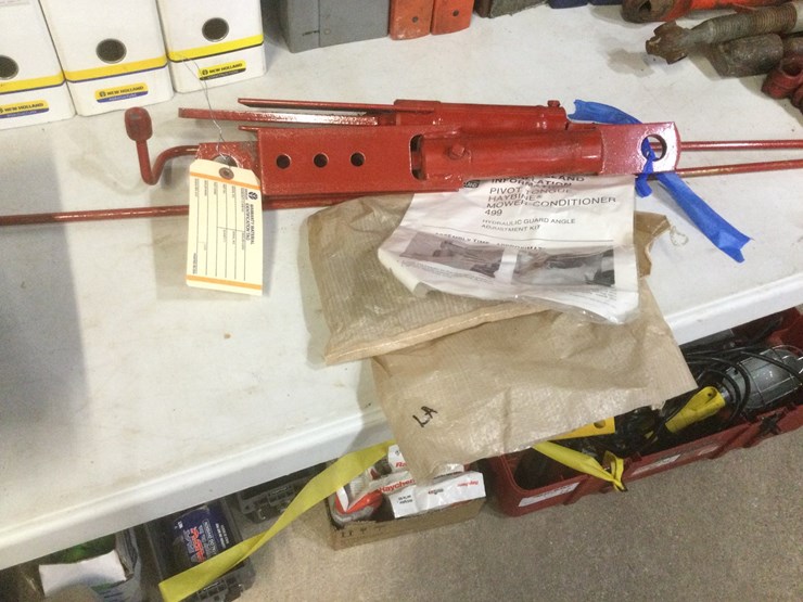 new-holland-499-image-1