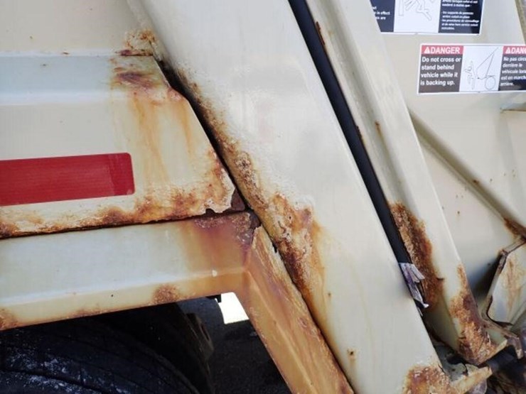 2017-western-star-4700sb-image-81