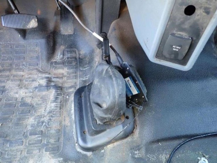 2016-ford-f650-image-16