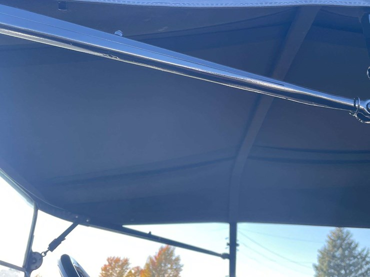 1917-model-t-touring-image-58