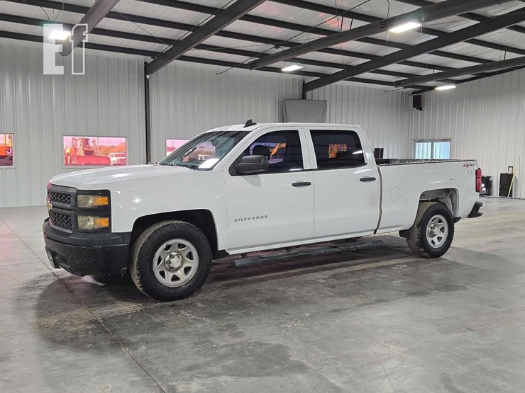 2015-chevrolet-silverado-1500-image-1