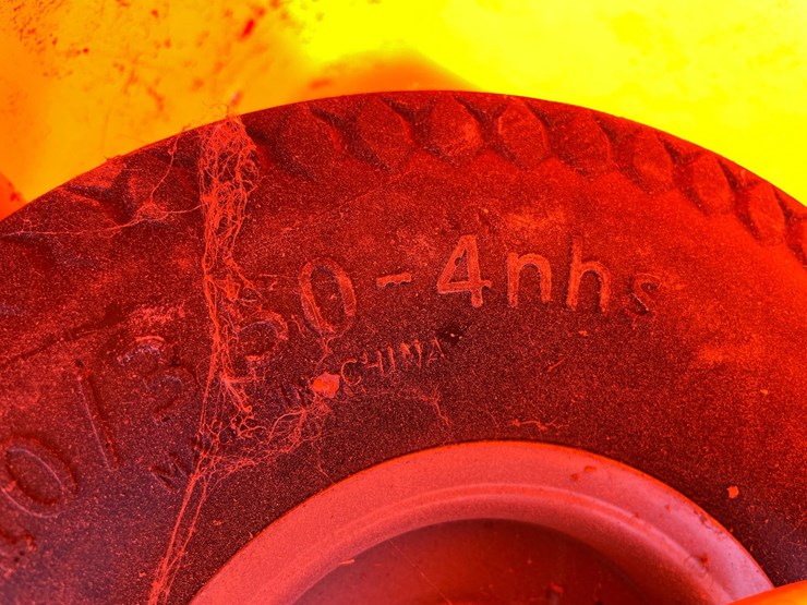 #3957-•-highcroft-feed-cart-image-12