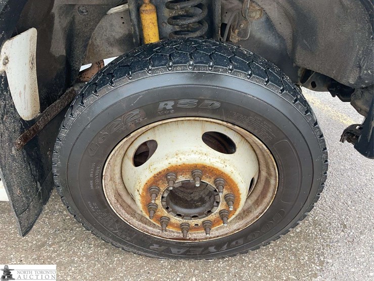 2013-ford-f450-image-27