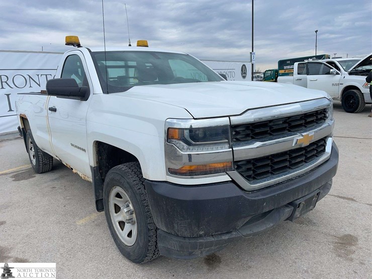 2016-chevrolet-silverado-1500-image-3