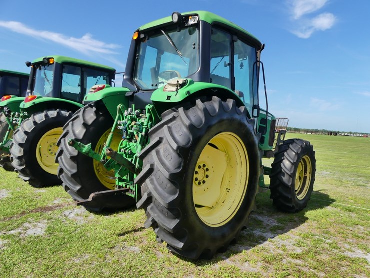 2011-john-deere-6430-image-3