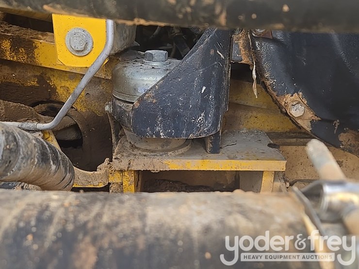 2015-komatsu-pc490-lc-11-image-54