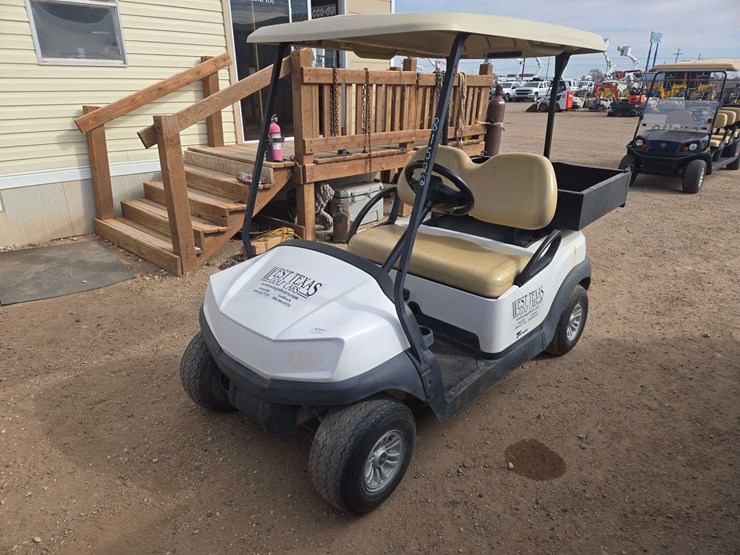 2007-club-car-golf-cart-image-1