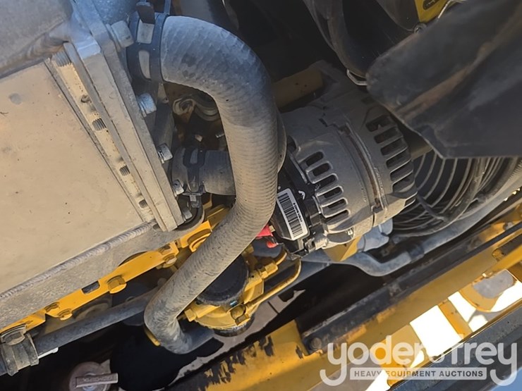 2010-deere-310sj-image-64