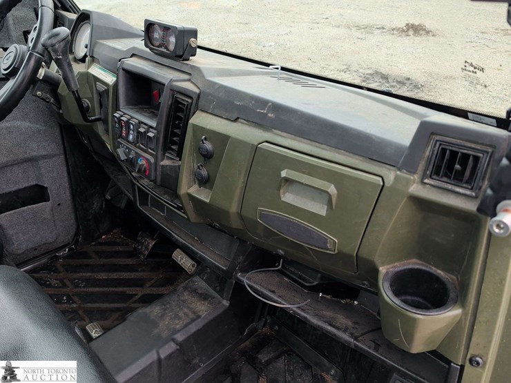 2015-polaris-ranger-image-27