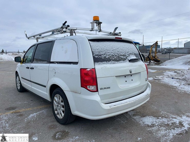 2015-ram-c/v-image-7