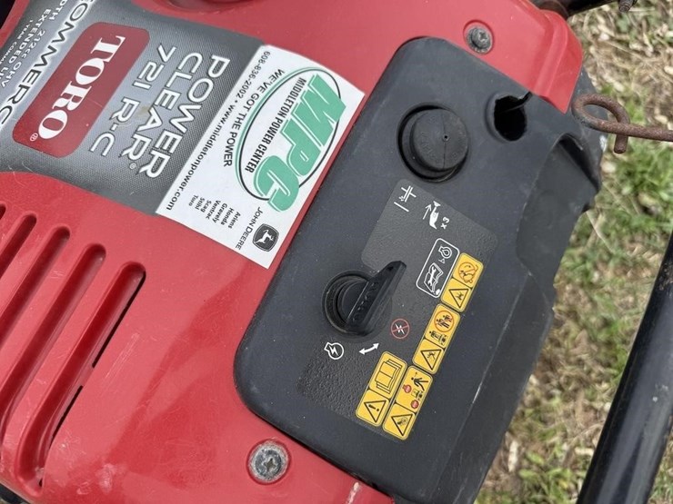 toro-snow-blower-image-5