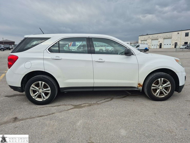 2013-chevrolet-equinox-image-4