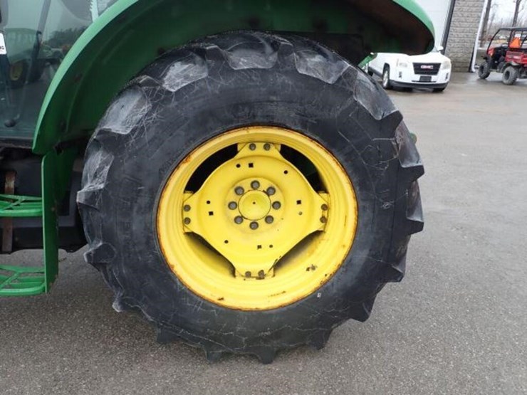 2016-john-deere-5085e-image-70