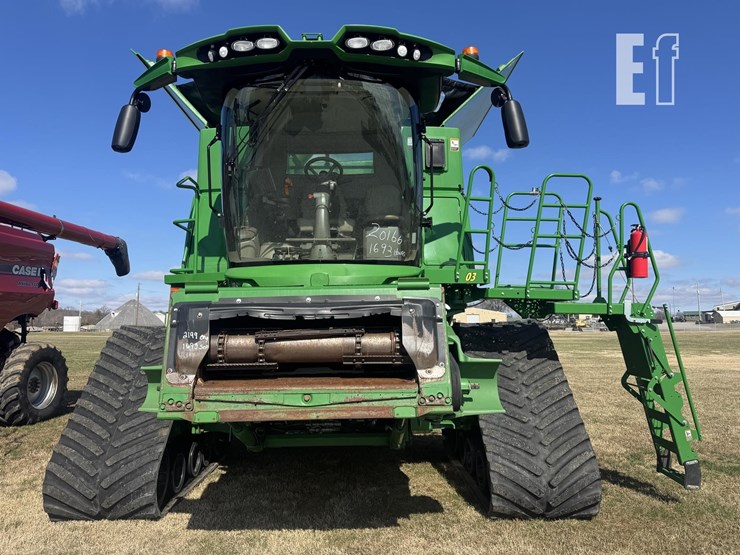 2019-john-deere-s790-image-4