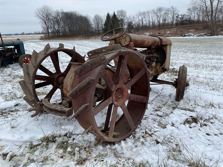 fordson-with-hamilton-rear-end-image-3