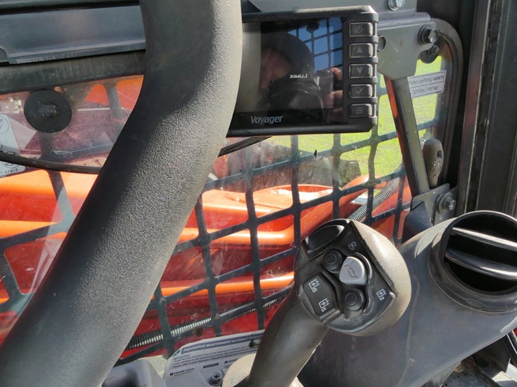 kubota-svl97-2-image-14