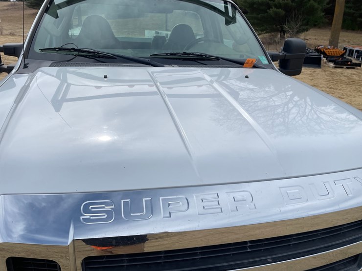 2008-ford-f550-image-13