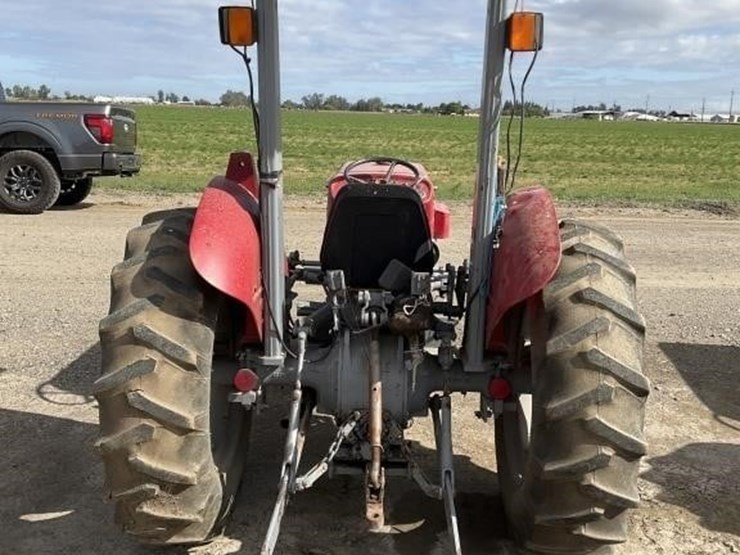 massey-ferguson-240-image-8