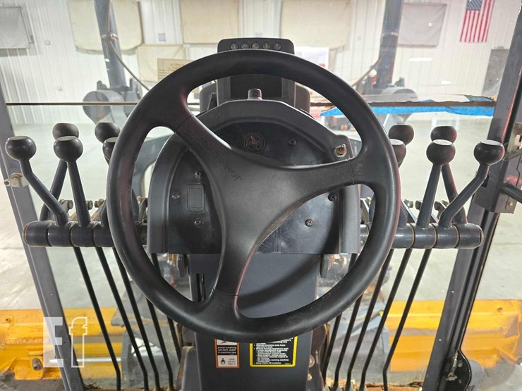 2012-deere-772g-image-14