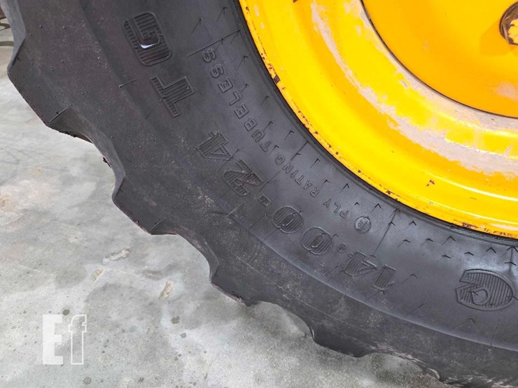 2004-caterpillar-120h-image-29