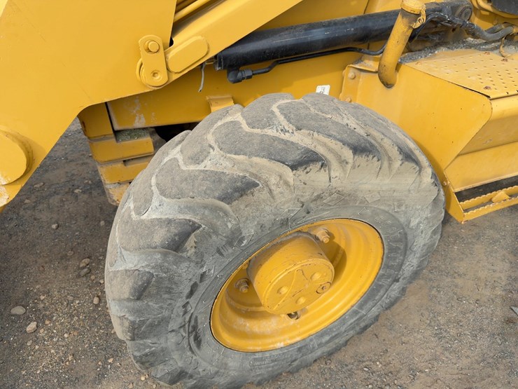 2000-caterpillar-416c-image-15