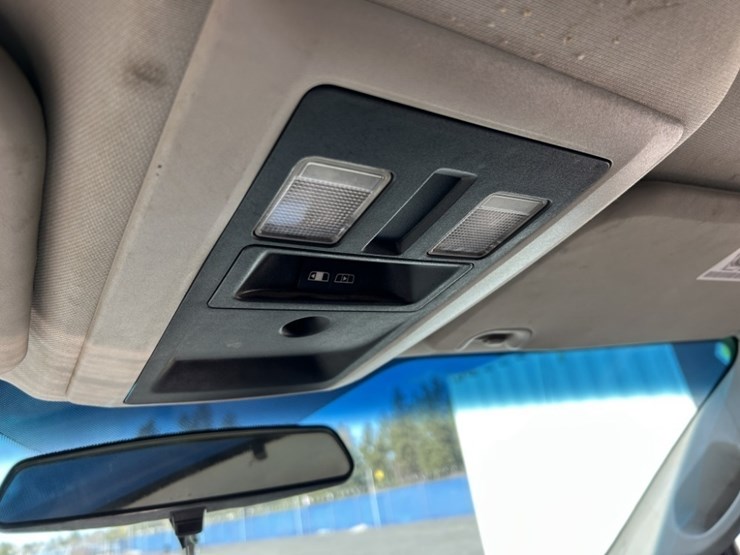 2010-dodge-ram-3500-image-34