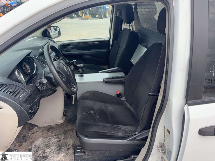 2015-ram-c/v-image-10