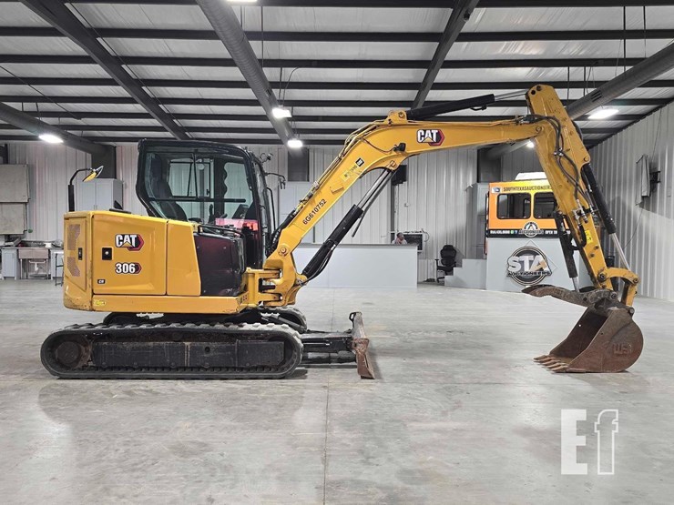 2024-caterpillar-306cr-image-6