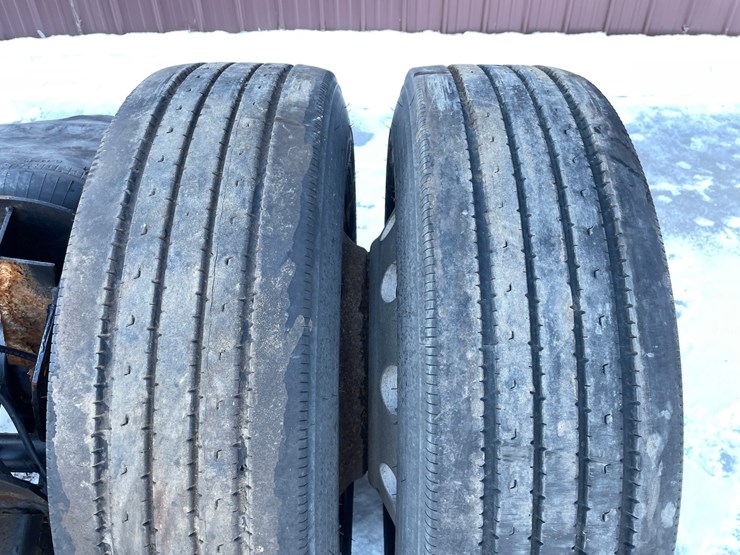 #3944-•-dual-wheel-tag-axle-image-19