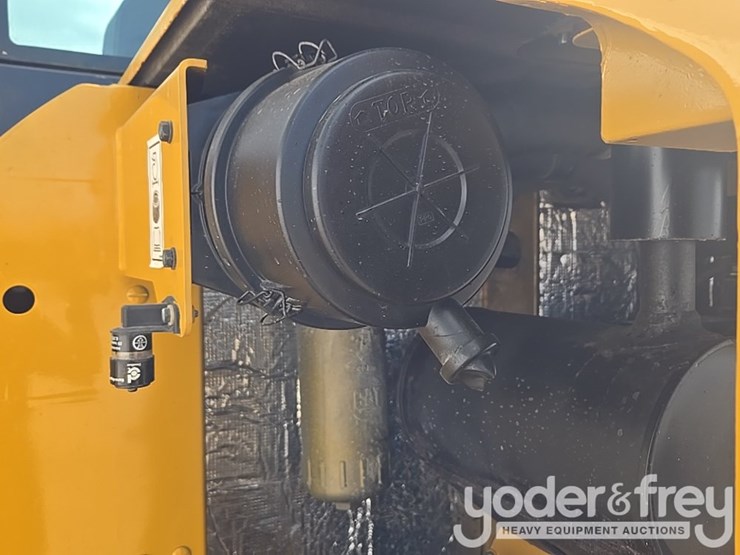 2018-caterpillar-305.5-image-50