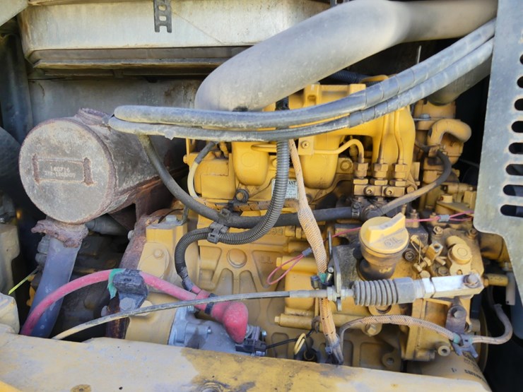 2015-caterpillar-303-image-7